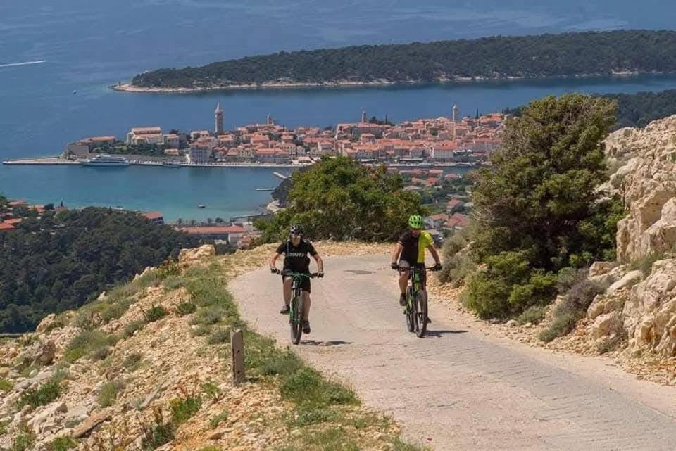 Apartman Belisima Deluxe Supetarska Draga Exterior foto