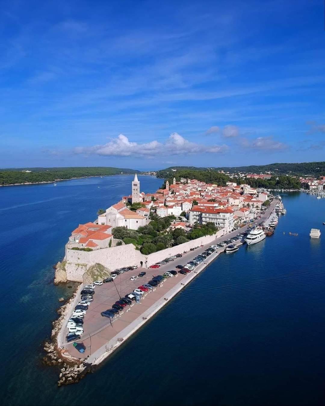 Apartman Belisima Deluxe Supetarska Draga Exterior foto